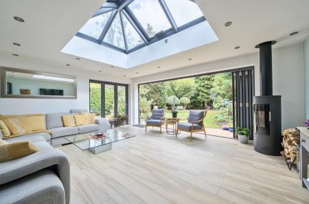 1360315-19-68daa0...