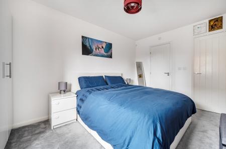 1401307-19-6970a3...