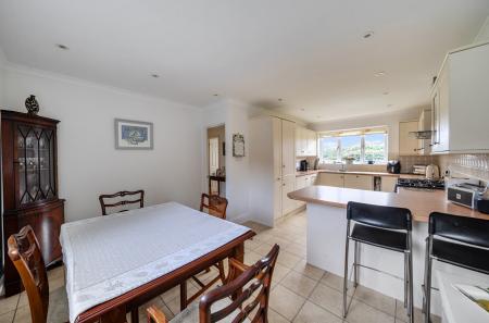 1410122-18-698f17...