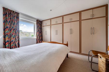 1409101-19-699711...