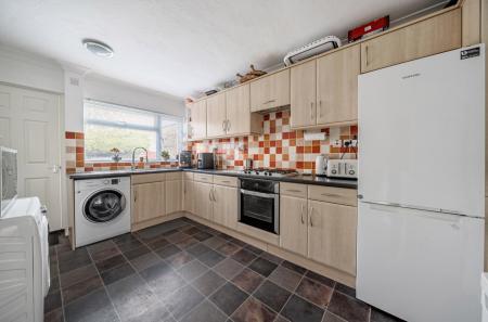 1423136-1-69b13d1...