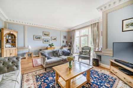 1422477-10-69b932...