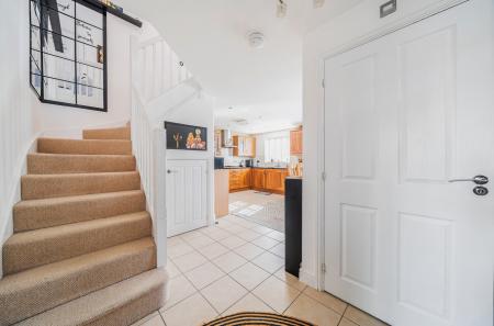 1437260-19-69d67d...