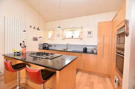 Open plan lounge/kitchen/diner