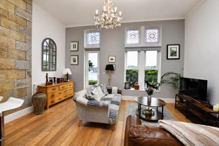 Open Plan Lounge/Kitchen/Diner