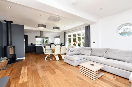 Open Plan Lounge/Diner/Kitchen