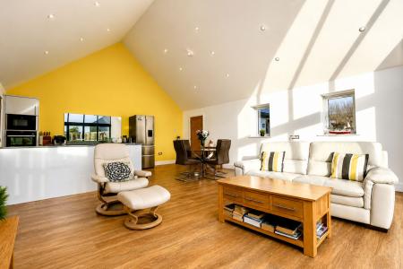 Open Plan Lounge/Diner/Kitchen
