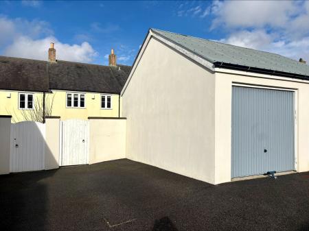 Garage & Parking Space