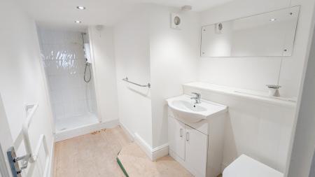 Flat 2 Shower Room