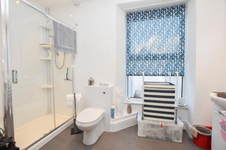 Flat 4 Shower Room