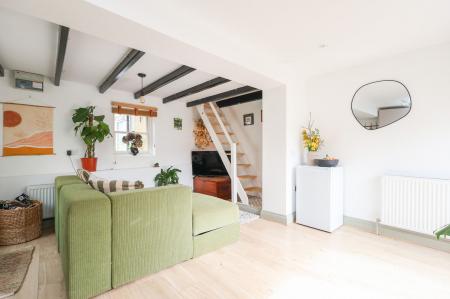 Open Plan Lounge/Diner