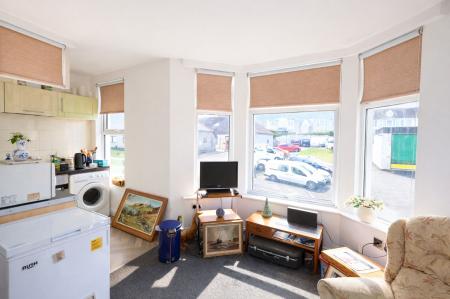 Open Plan Lounge/Kitchen