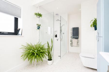Family Four Piece Bathroom