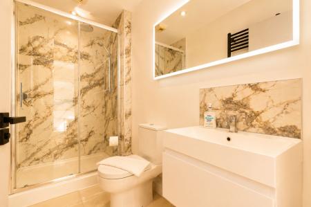 Ensuite