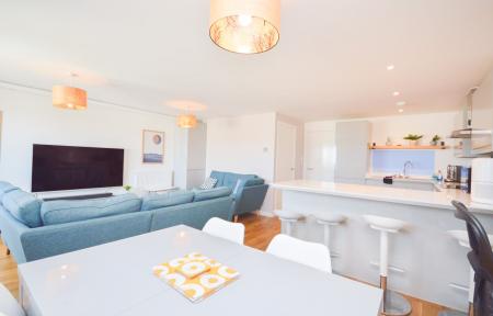 Open Plan Lounge/Diner/Kitchen
