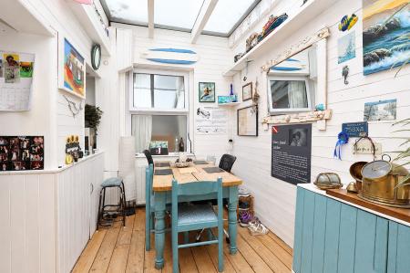 Dining/Bedroom