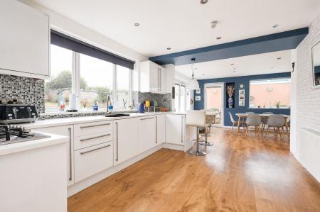 Kitchen/Diner/Family Room