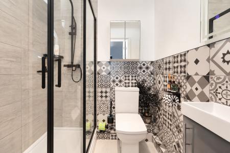 Ensuite