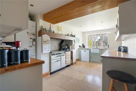 Kitchen/Breakfast