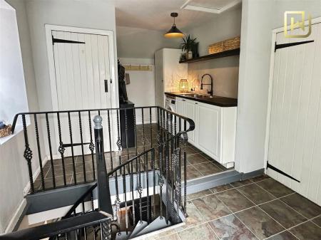 Entrance Hall / Utility Room