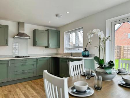 Kitchen/Dining Room