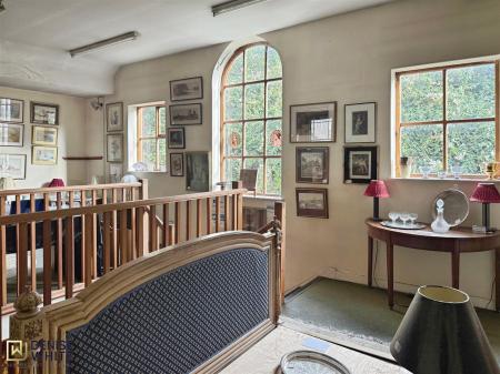 Rear Aspect Retail Area