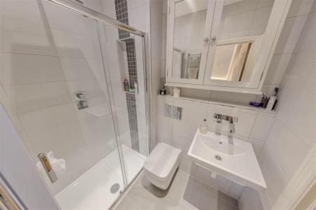 Jack and Jill Ensuite