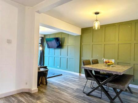 Living Area/Dining Room