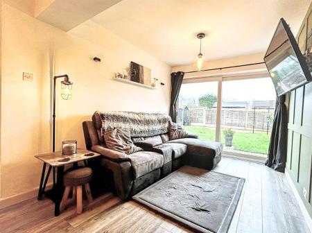 Living Area/Dining Room