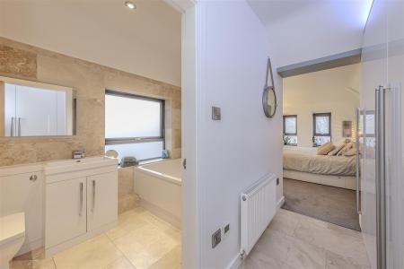 Dressing Area Into Ensuite