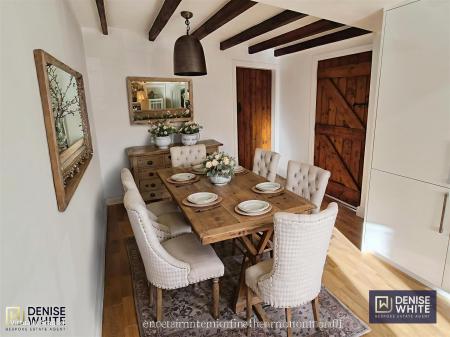 Dining Area Digital Enhancement