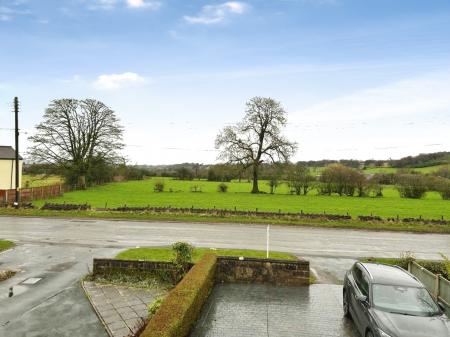 View to the Front Aspect