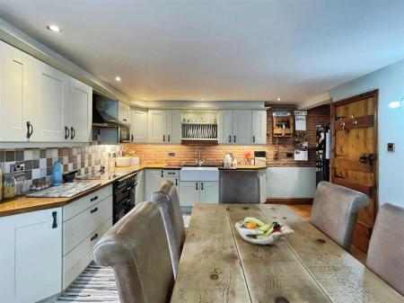 Kitchen Diner