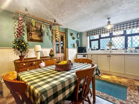 Kitchen Diner