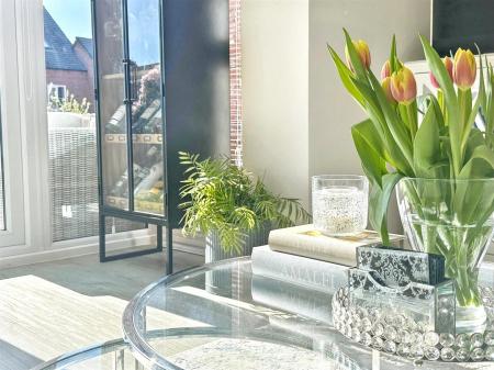Lounge dining room