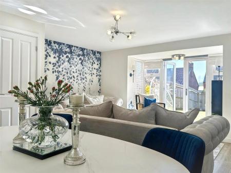 Lounge dining room