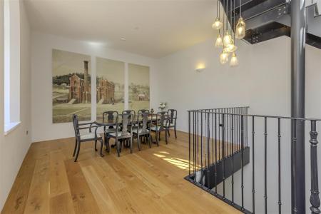 Middle Floor Dining Area