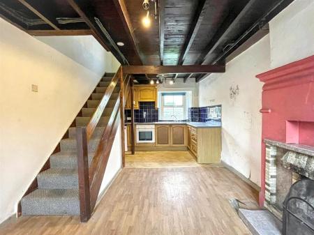 1 - Living Kitchen