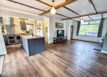 Open Plan Living Kitchen