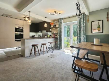 Dining Kitchen Area