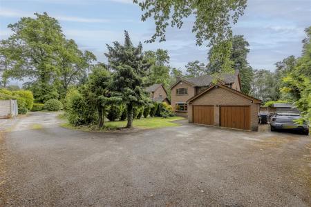 Integral Garage