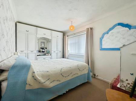 Rear bedroom