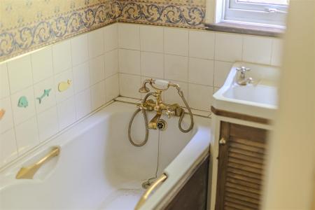Ensuite Bathroom
