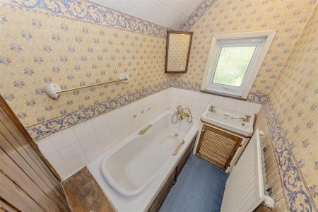 Ensuite Bathroom