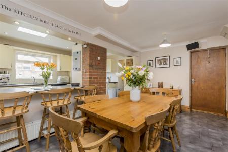 Kitchen Diner