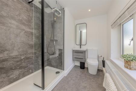 Bedroom Two Ensuite