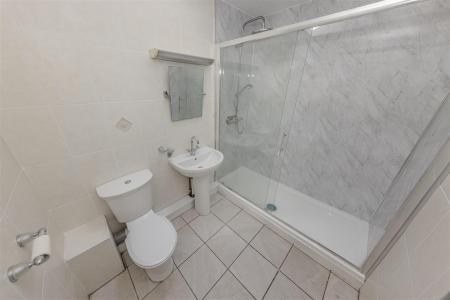 Annex Shower Room