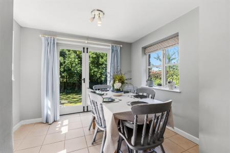 Breakfast Room