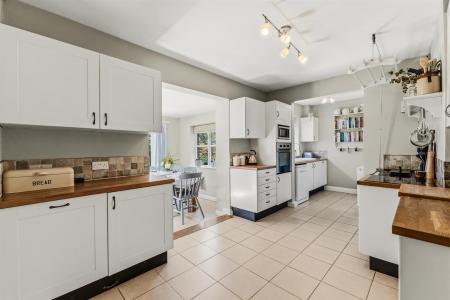 Kitchen Diner