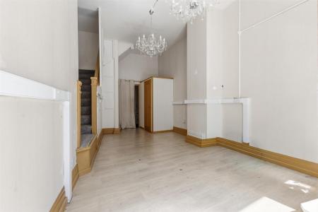 Unit 18 Shop Space